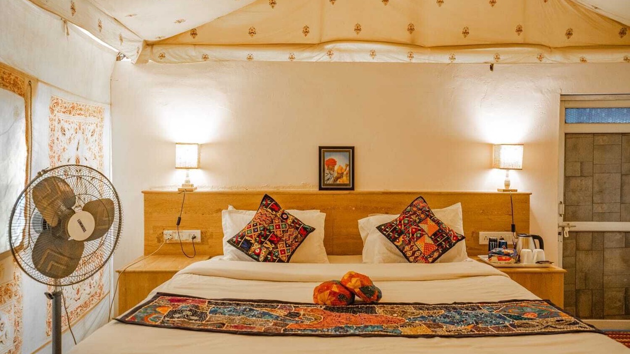 Photo of Bedroom in Amar Sagar Pol