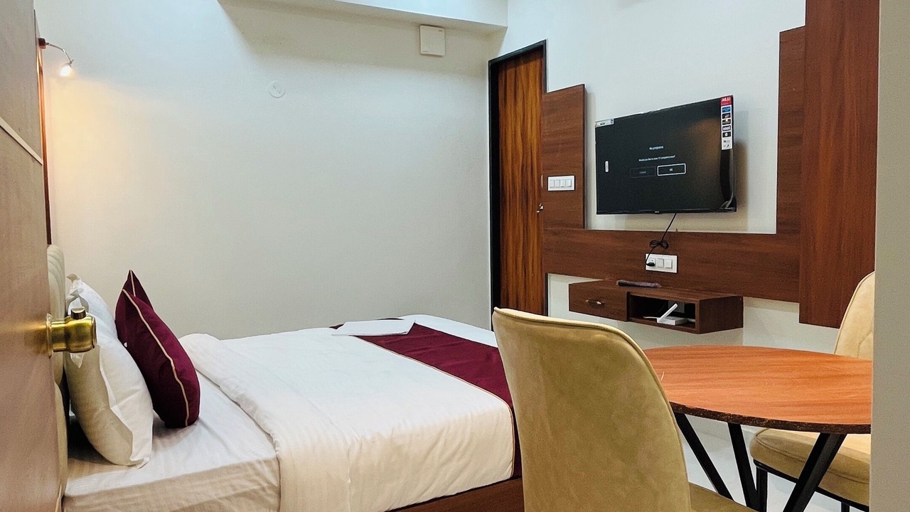 Photo of Bedroom in Athni