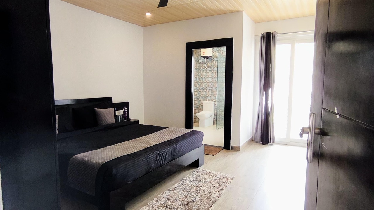 Photo of Bedroom in Nainital