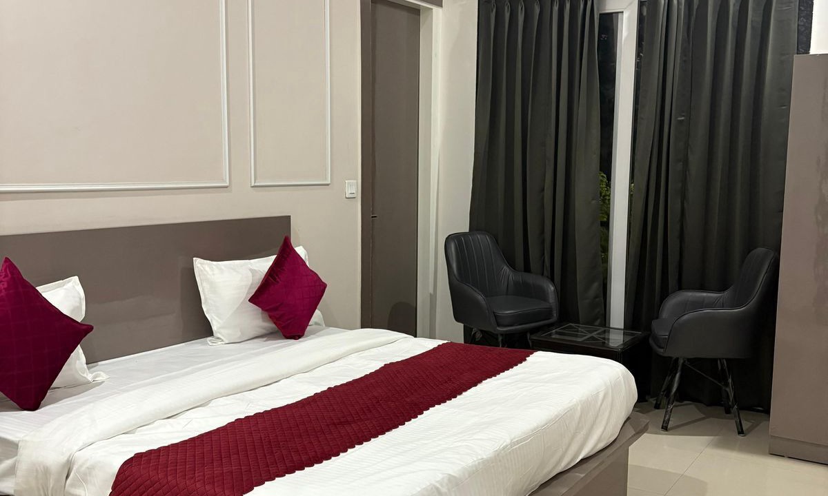 Photo of Bedroom in Greater Noida
