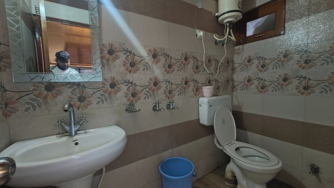 Photo of Bathroom in Mallital