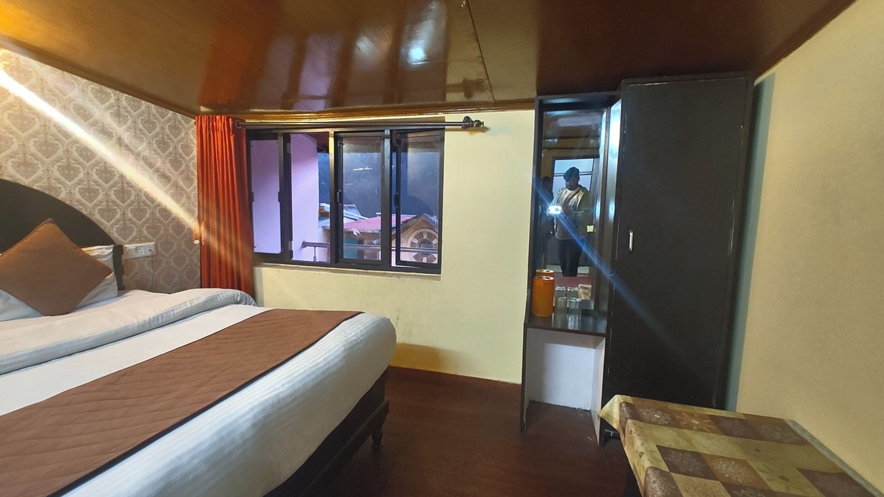 Photo of Bedroom in Mallital