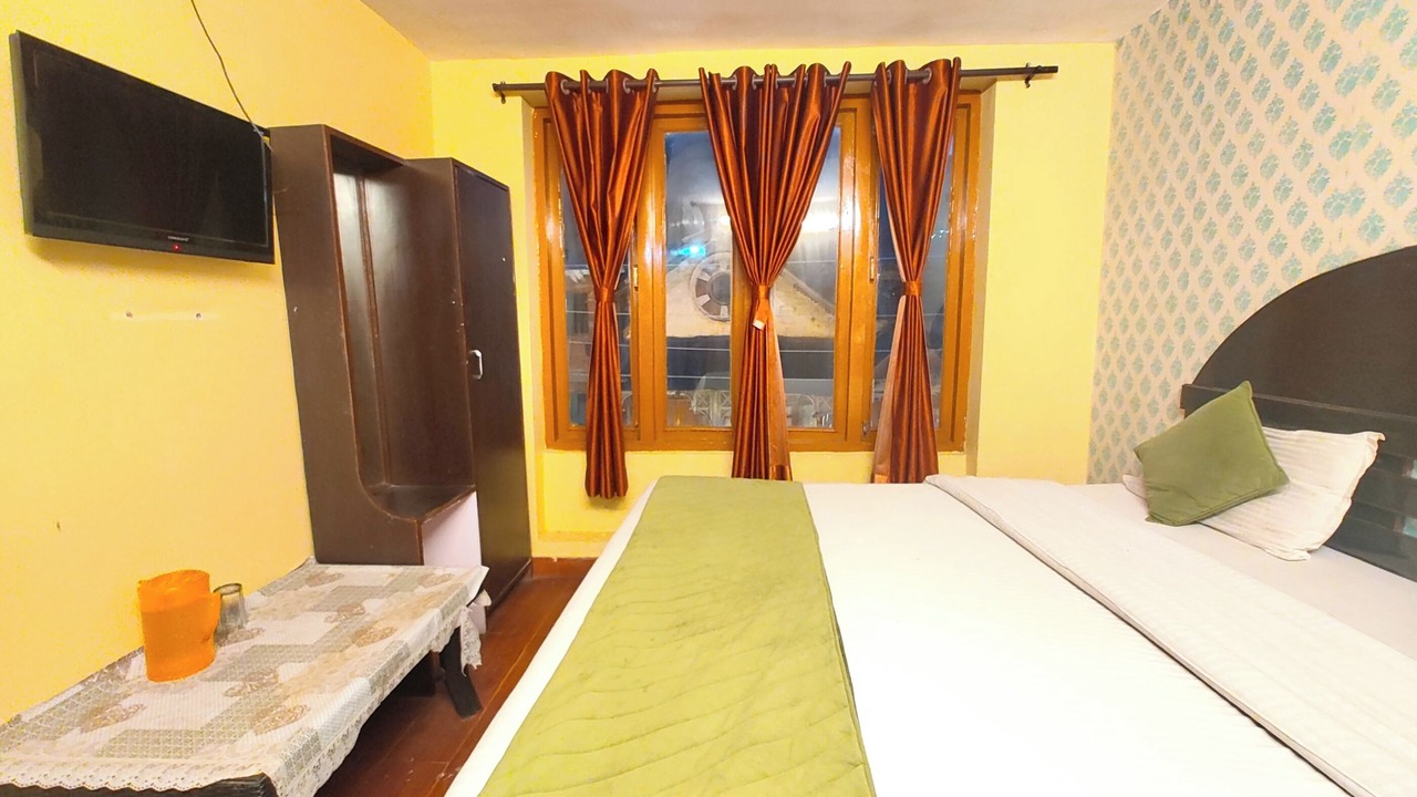 Photo of Bedroom in Mallital