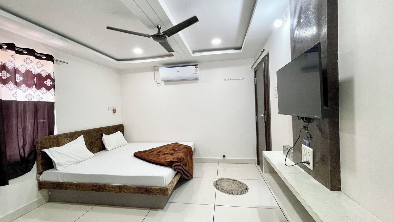 Photo of Bedroom in Ujjain