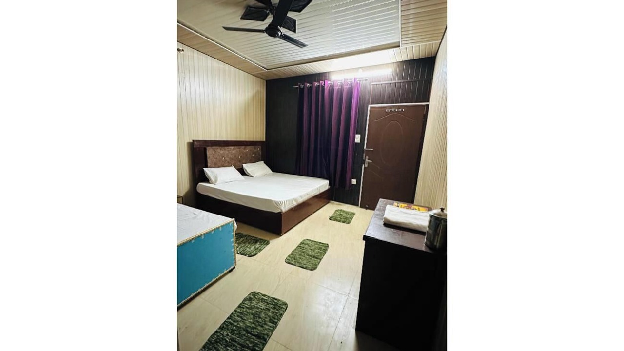 Photo of Bedroom in Sitapur