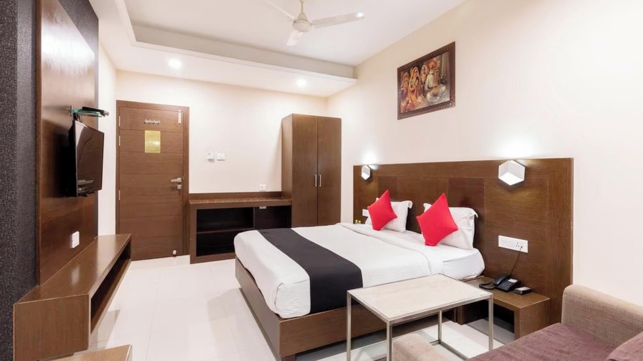 Photo of Bedroom in Ujjain
