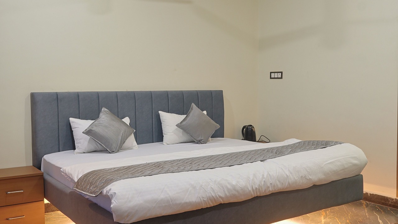 Photo of Bedroom in Sehore