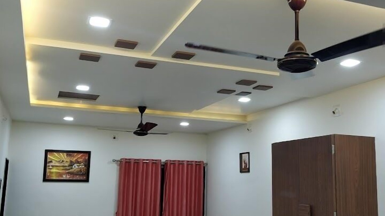 Photo of Bedroom in Khambhaliya