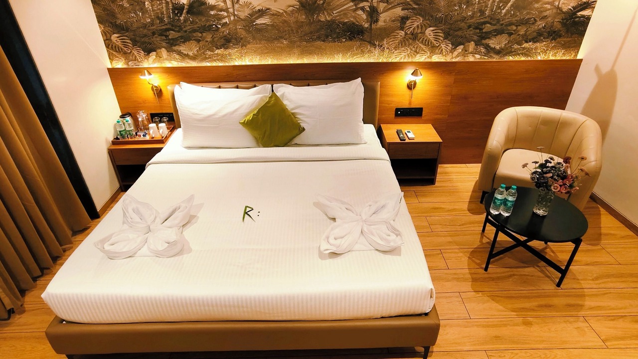 Photo of Bedroom in Mahabaleshwar