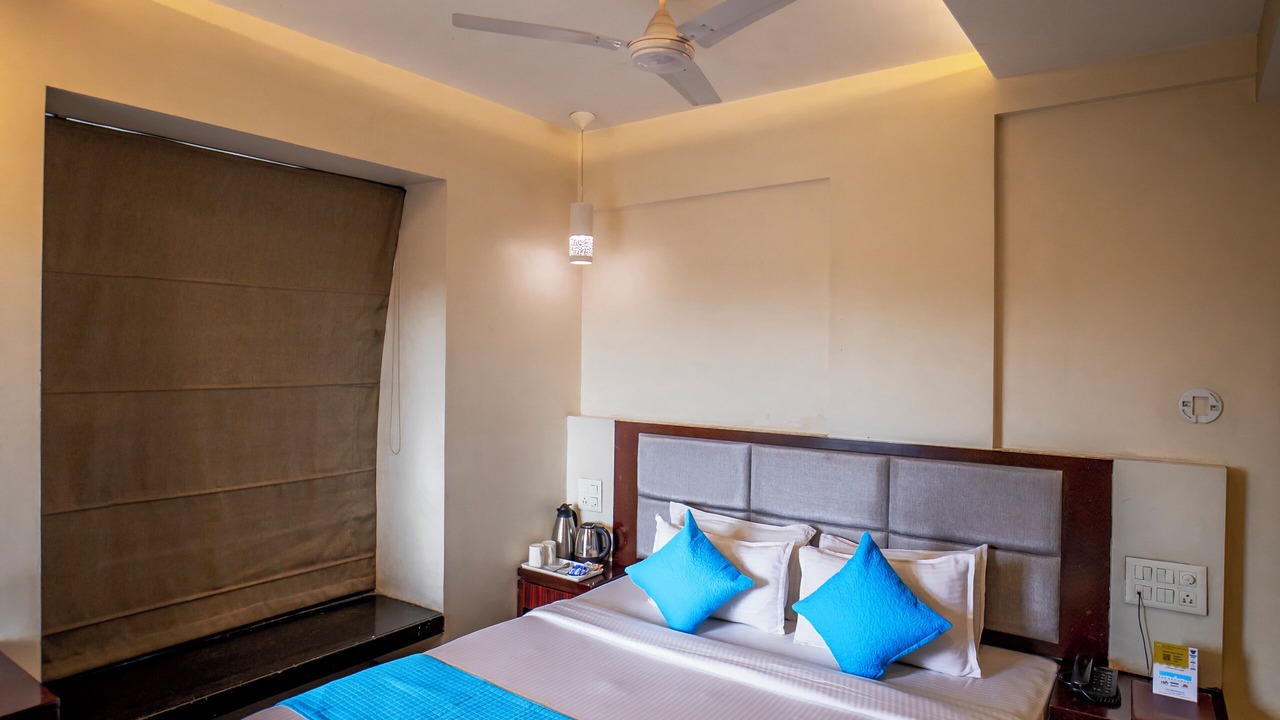 Photo of Patio Balcony in Daulatabad