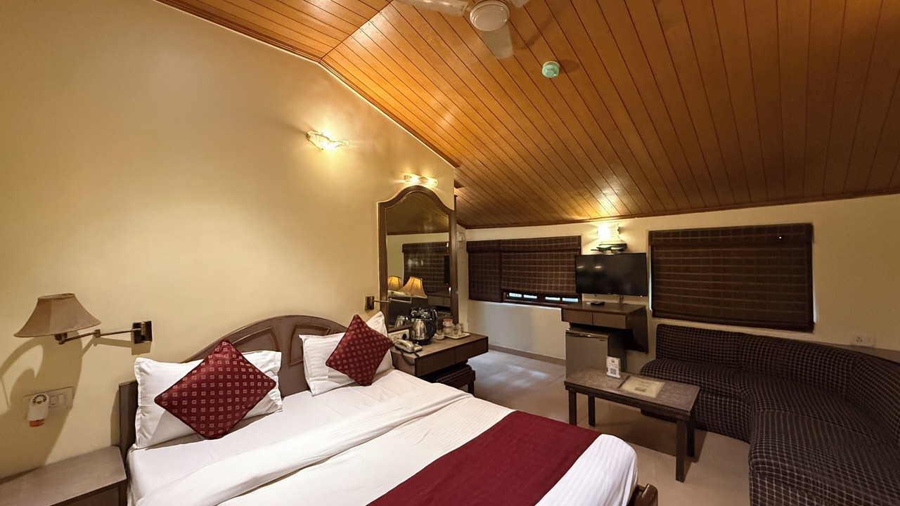 Photo of Bedroom in Juhu