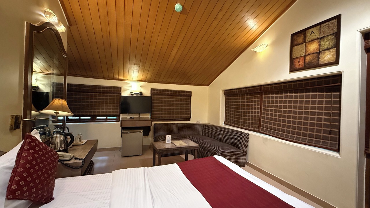 Photo of Bedroom in Juhu