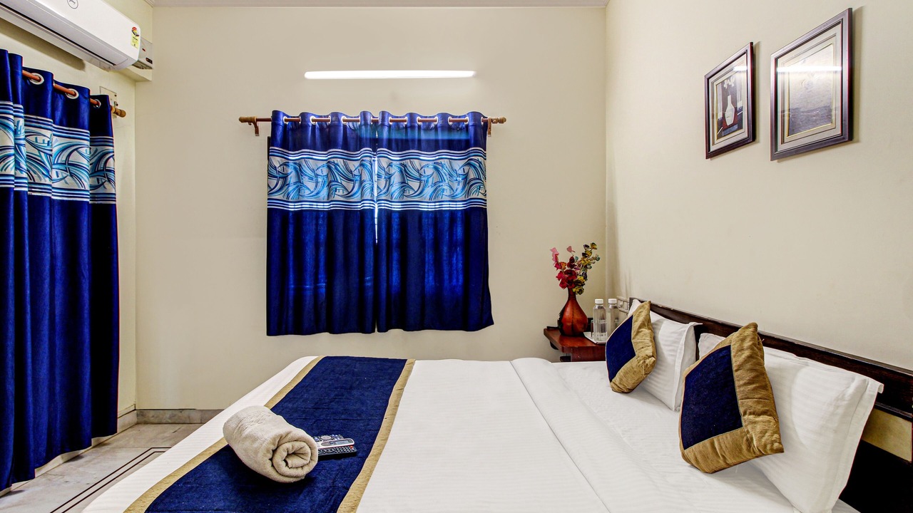 Photo of Bedroom in Begumpet