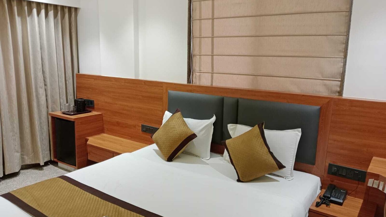 Photo of Bedroom in Shirdi