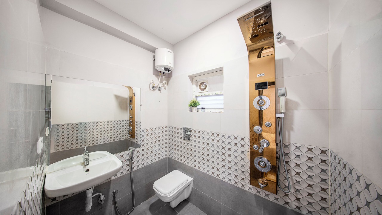 Photo of Bathroom in Himayatnagar
