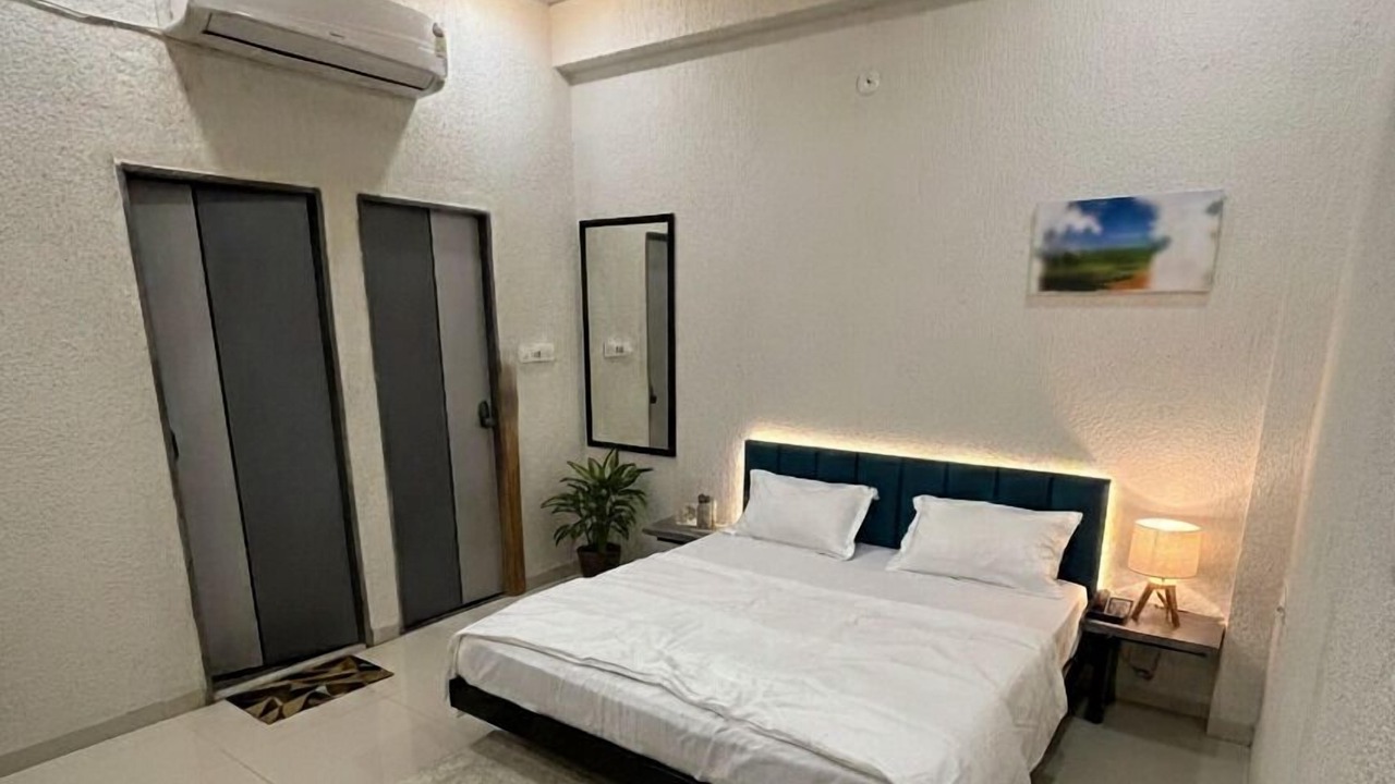 Photo of Bedroom in Jabalpur