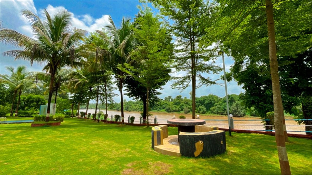 Photo of Outdoor in Suryamal