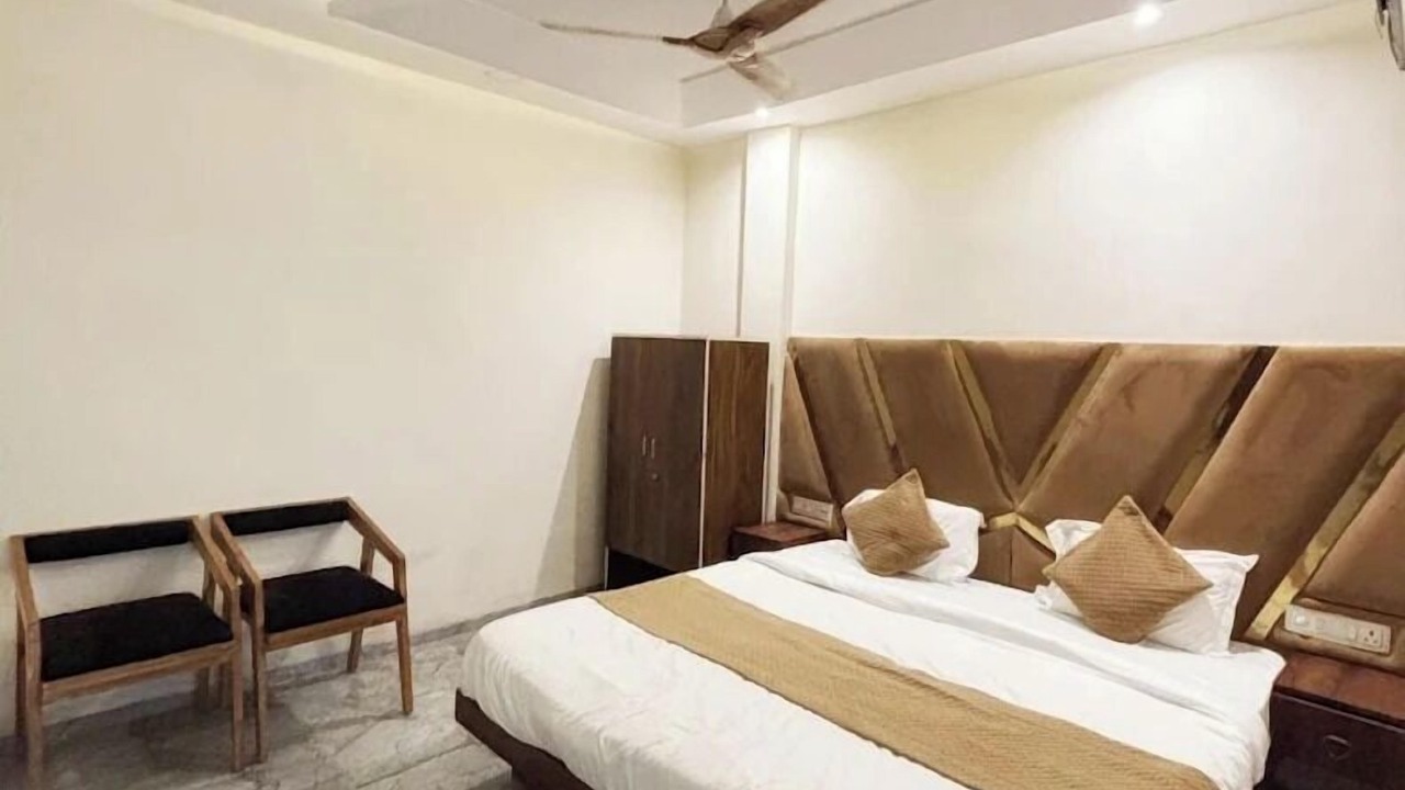 Photo of Bedroom in Dewas