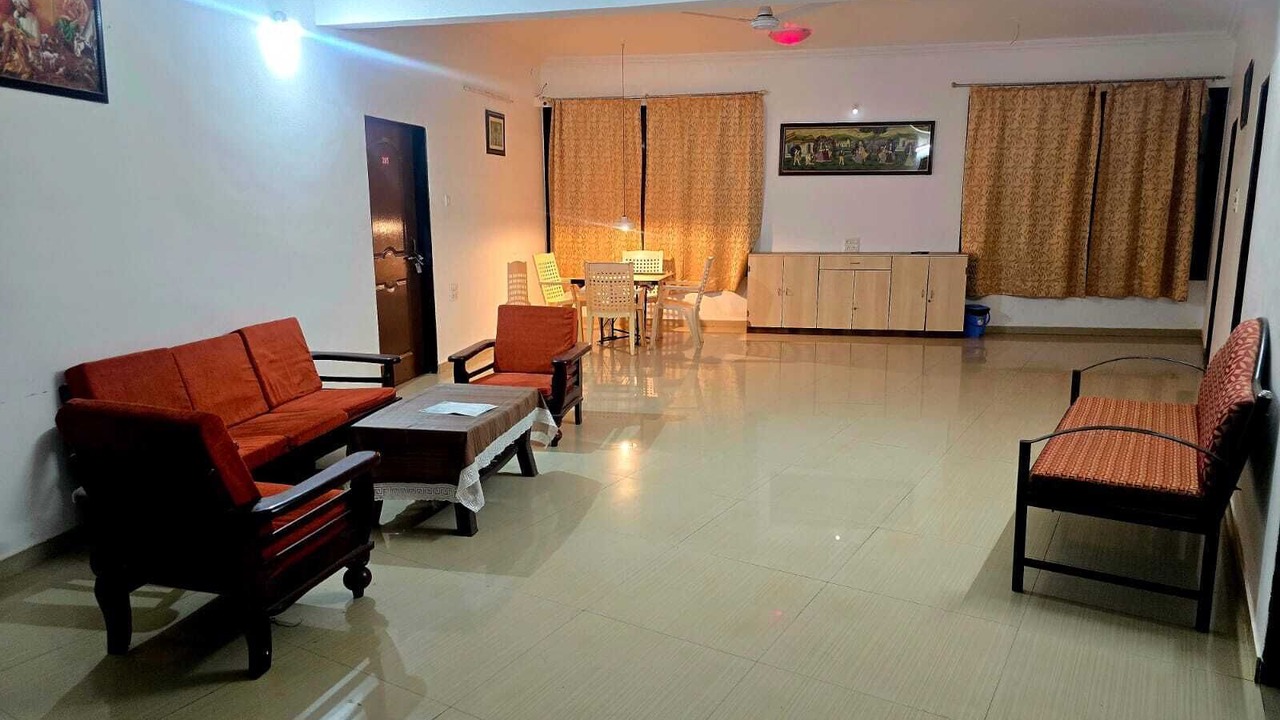 Photo of Livingroom in Bhilar