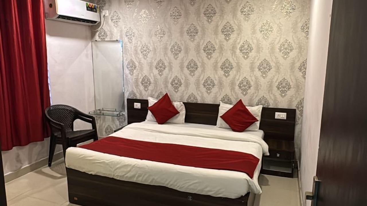 Photo of Bedroom in Bhopal
