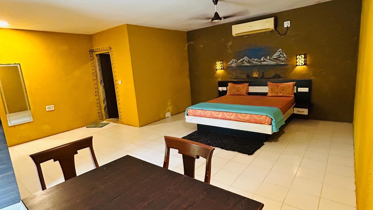 Photo of Bedroom in Mandvi