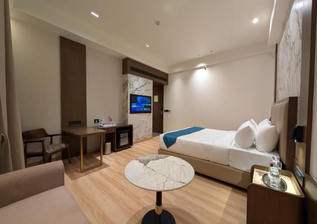 Photo of Bedroom in Mohol
