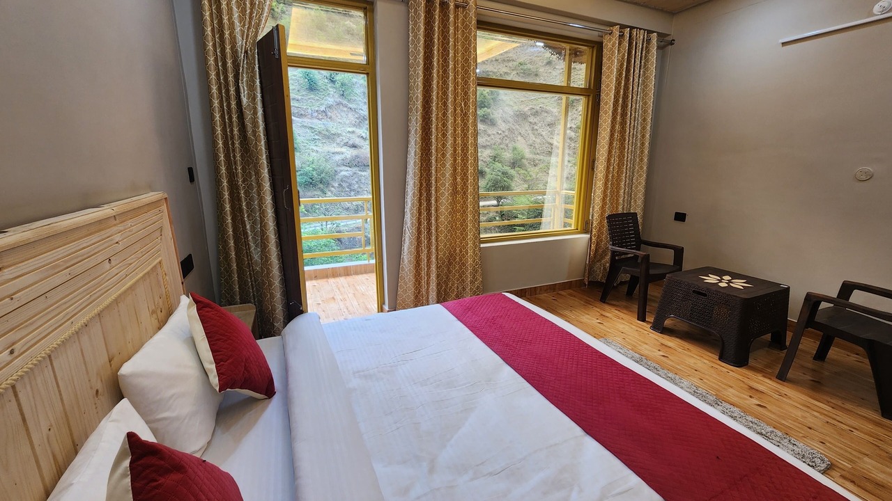 Photo of Bedroom in Chakrata