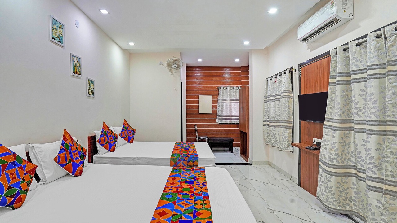 Photo of Bedroom in Alandi