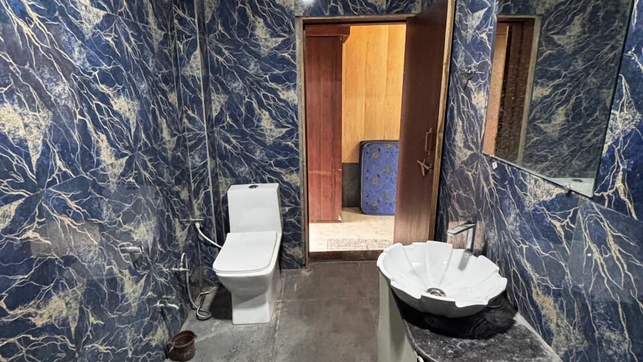 Photo of Bathroom in Basoda
