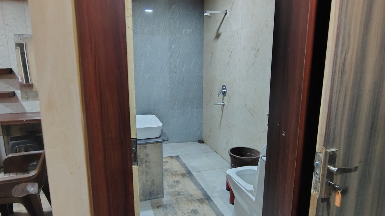 Photo of Bathroom in Basoda