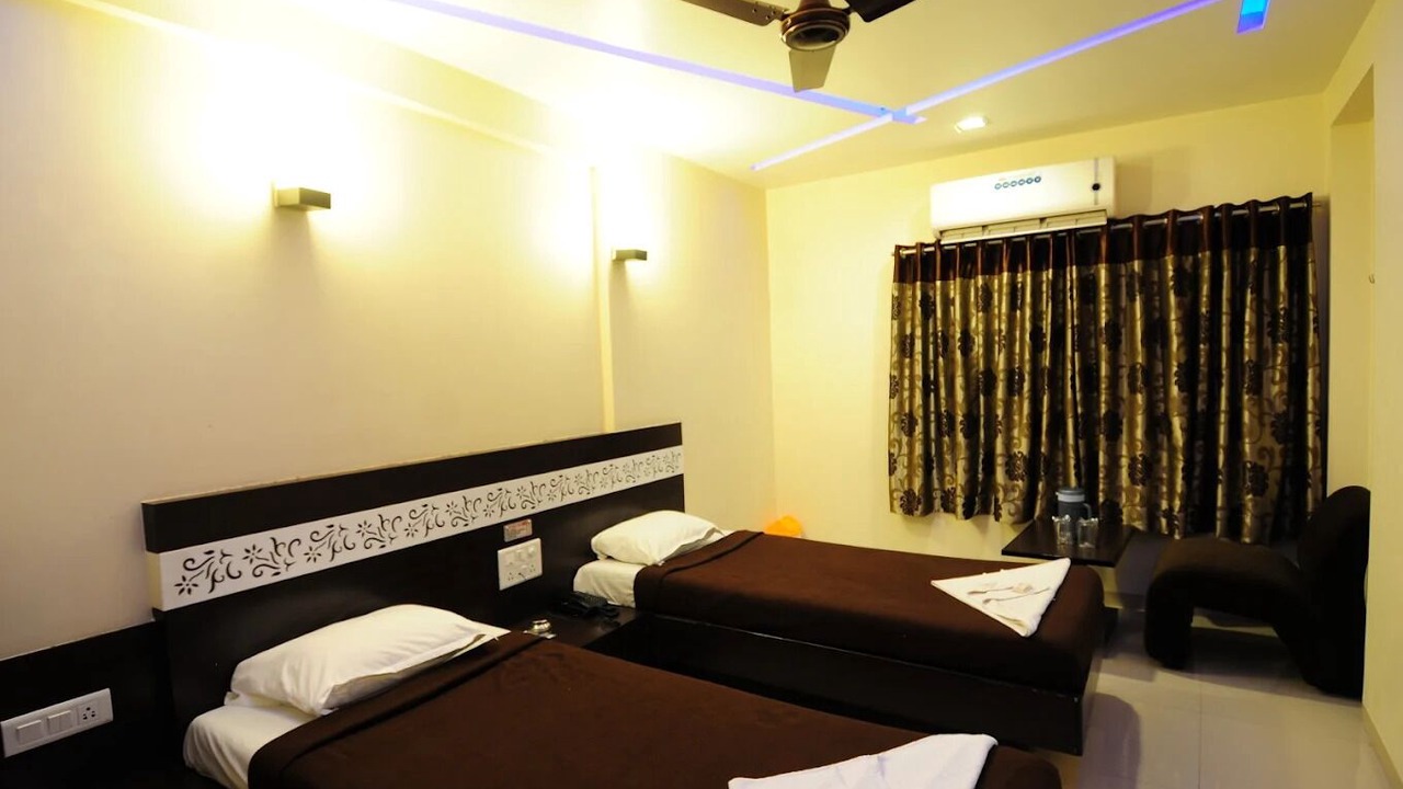Photo of Bedroom in Surat
