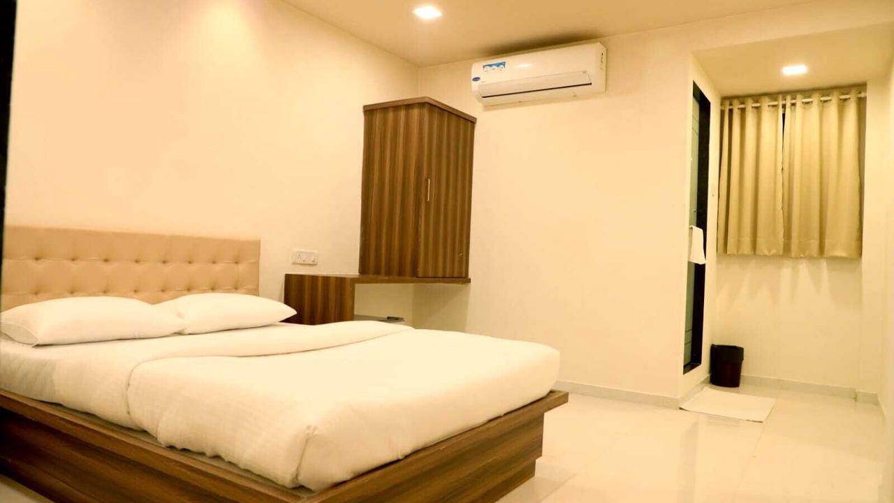 Photo of Bedroom in Jogeshwari East