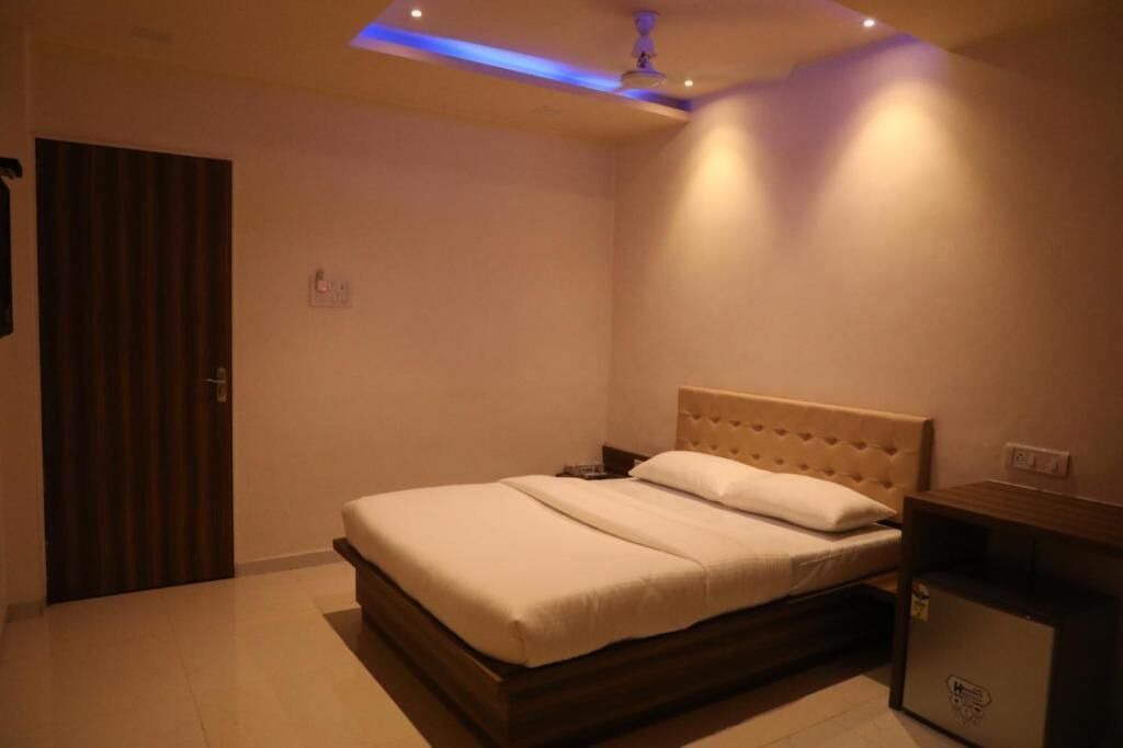 Photo of Bedroom in Jogeshwari East