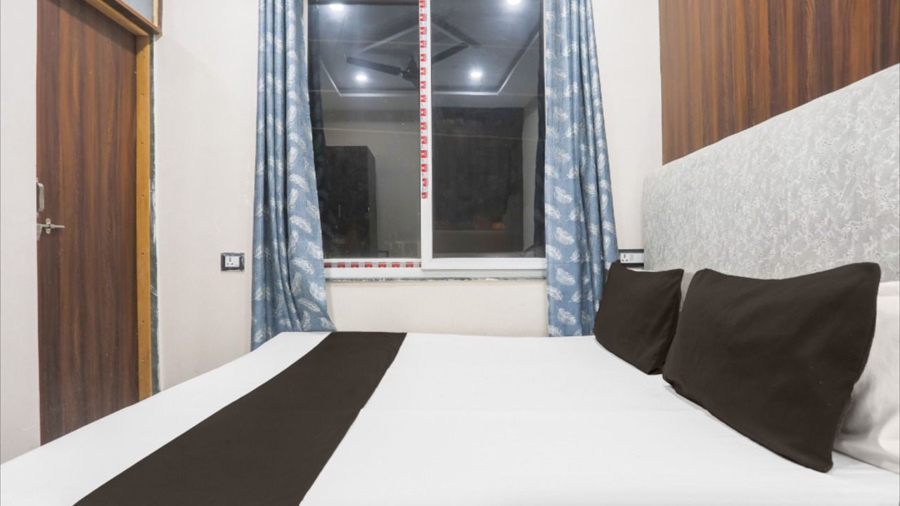 Photo of Bedroom in Allahabad