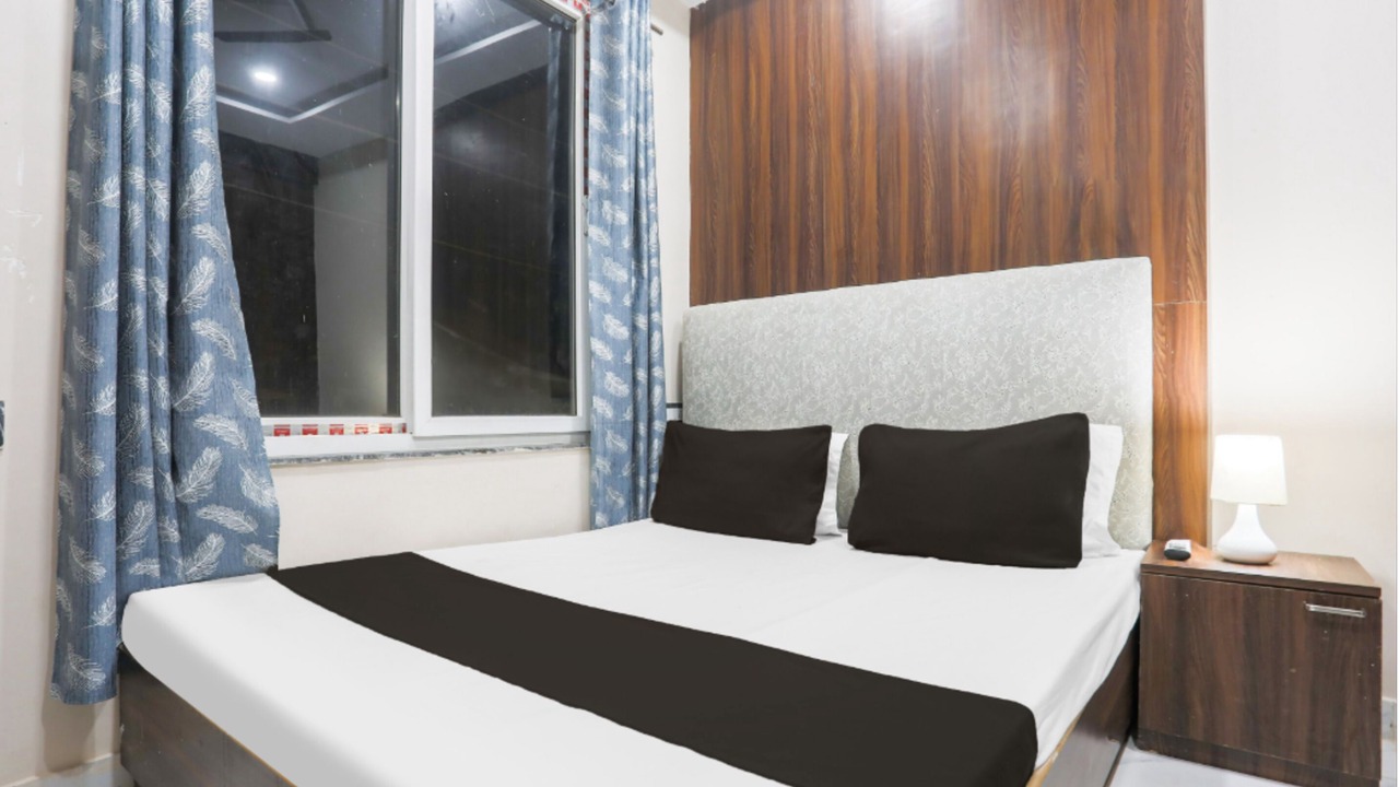 Photo of Bedroom in Allahabad