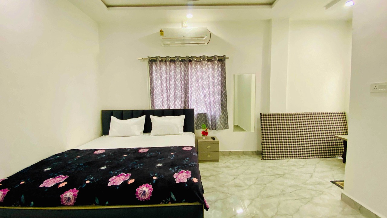 Photo of Bedroom in Ujjain