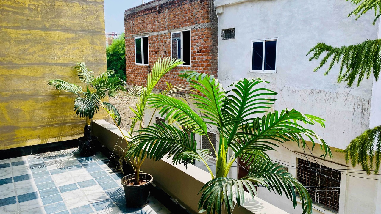 Photo of Patio Balcony in Ujjain