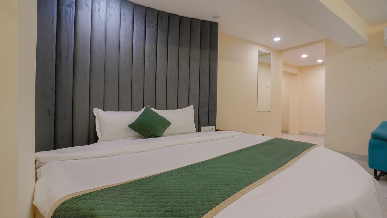 Photo of Bedroom in Mulund West