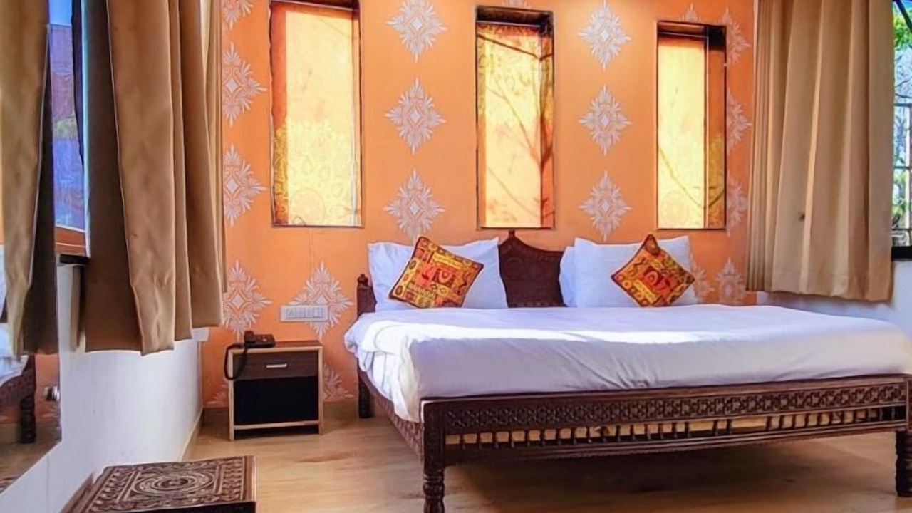 Photo of Bedroom in Mount Abu