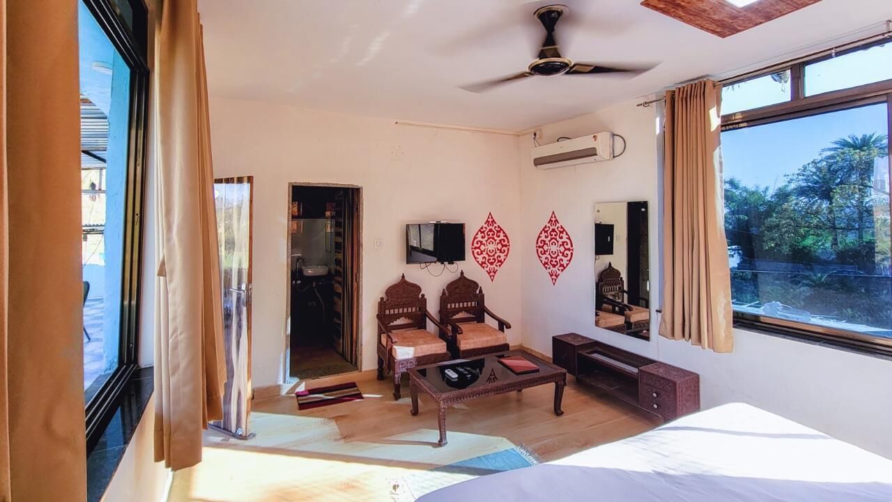 Photo of Bedroom in Mount Abu