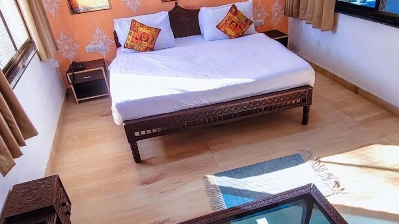 Photo of Bedroom in Mount Abu