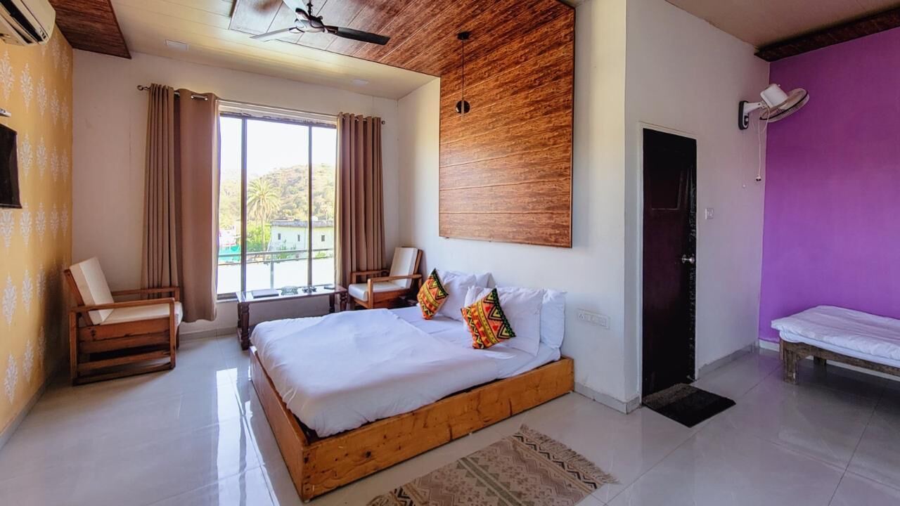 Photo of Bedroom in Mount Abu