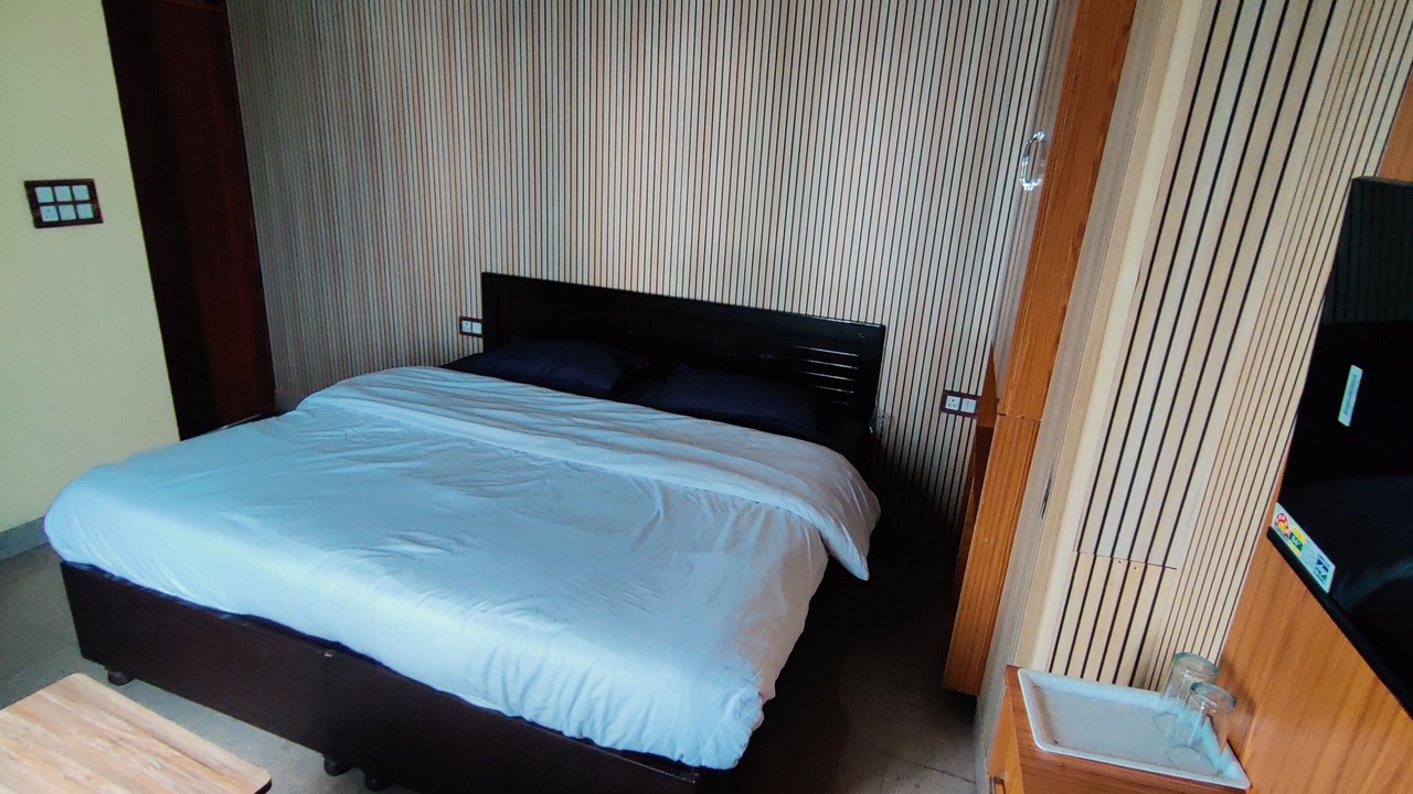 Photo of Bedroom in Dehradun