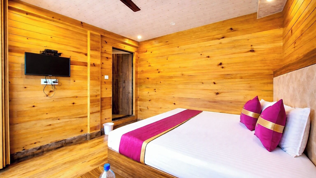 Photo of Bedroom in Nainital