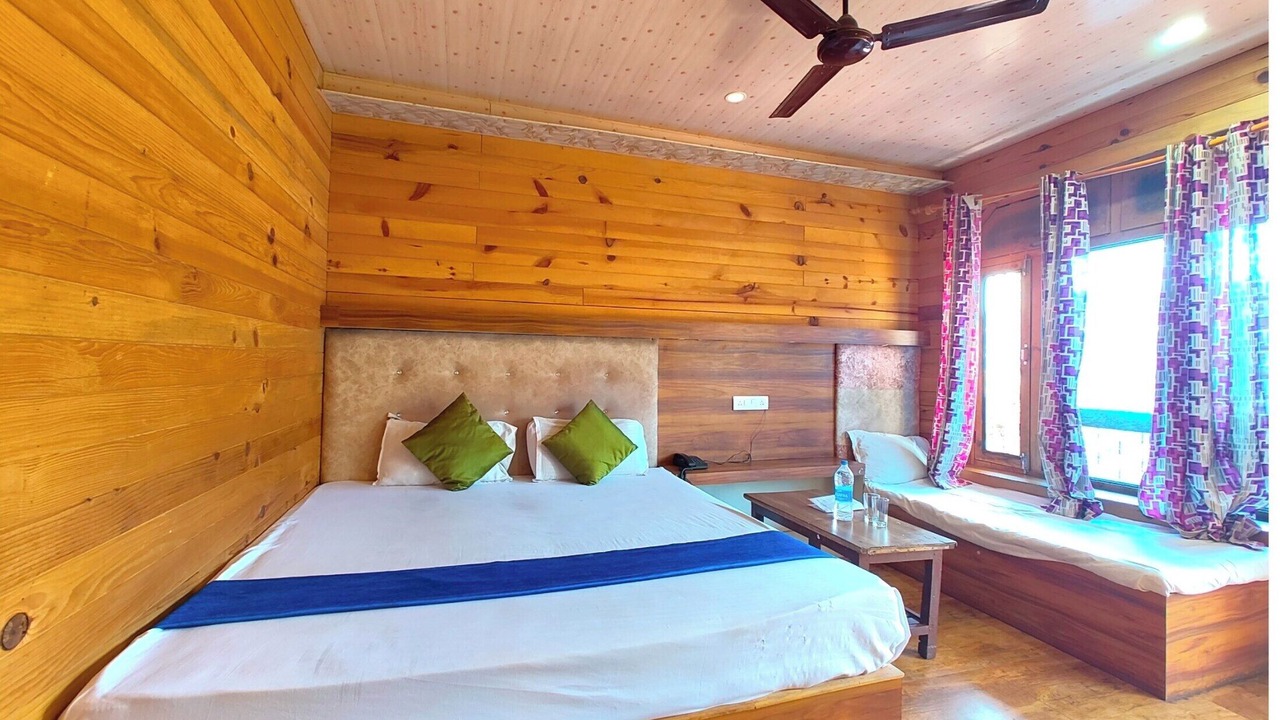 Photo of Bedroom in Nainital