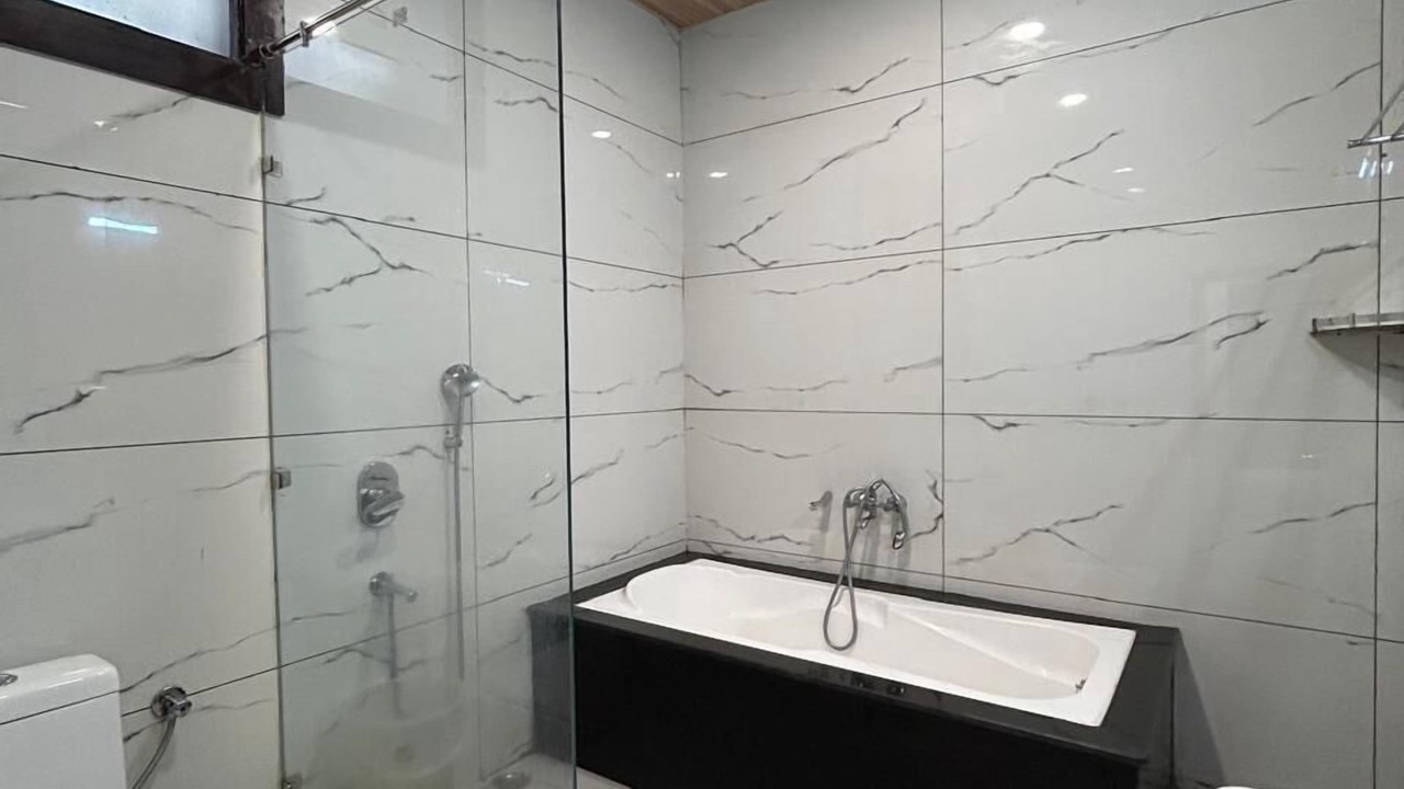 Photo of Bathroom in Nainital