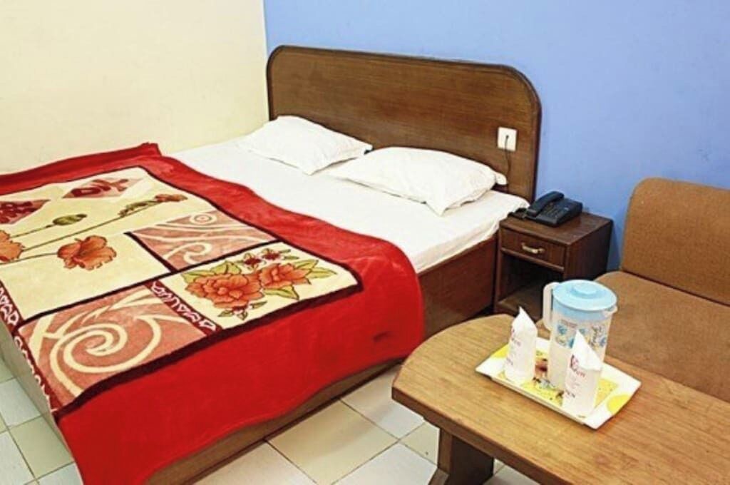 Photo of Bedroom in Taj Ganj
