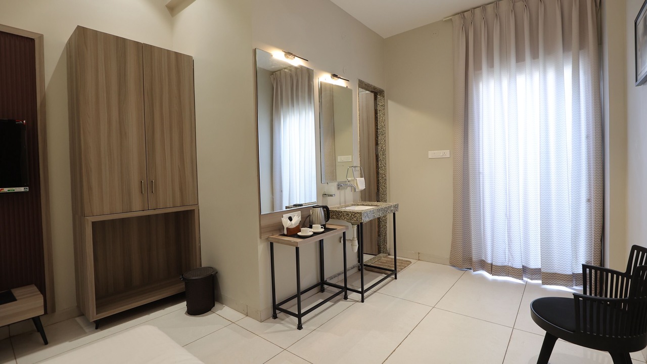 Photo of Bedroom in Latur