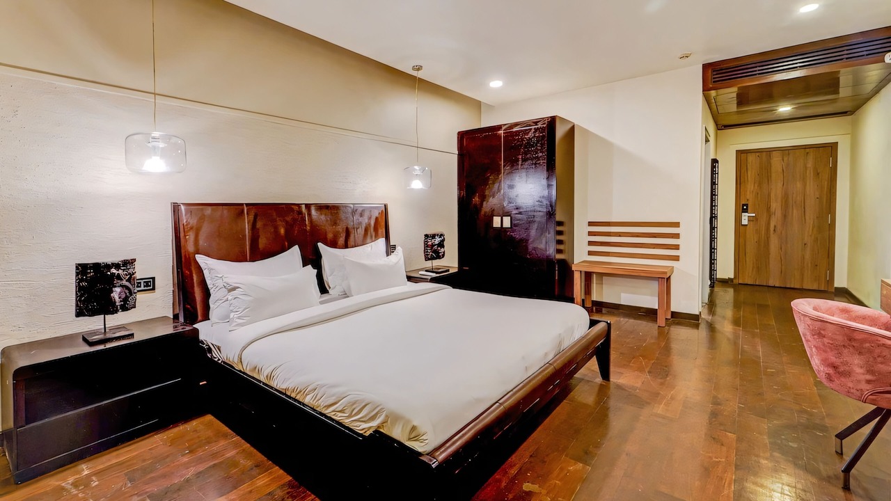 Photo of Bedroom in Thousand Lights West
