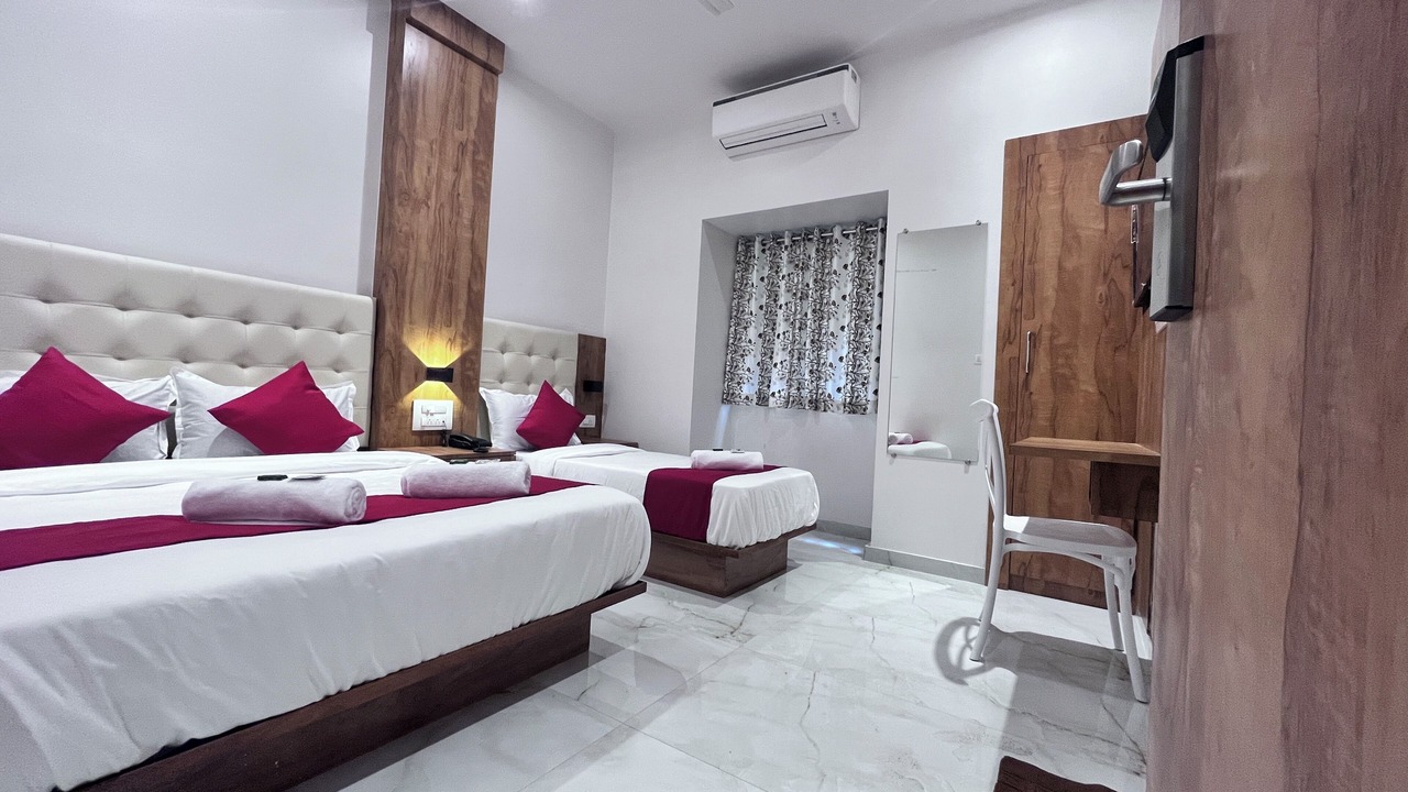 Photo of Bedroom in Girgaon